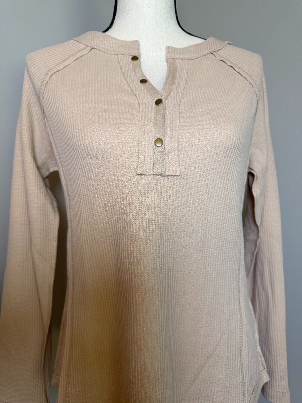 Umgee Henley